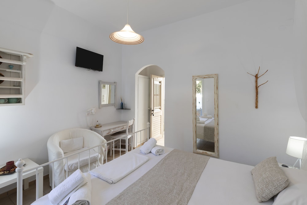 Irini Pension