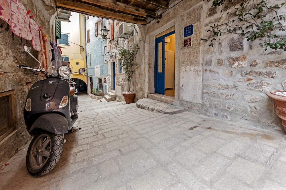 Rooms Sotto i Volti