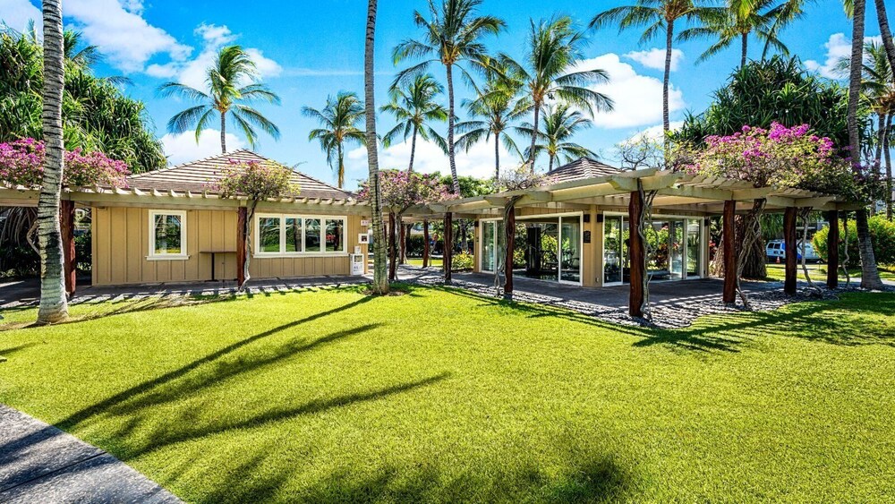 Concierge Included - Ground Floor With Lake Views - Near Shopping Center - Vrkcv