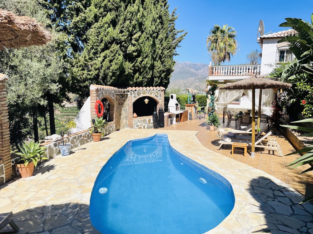 Villa Jina con Piscina by At Home Costa del Sol