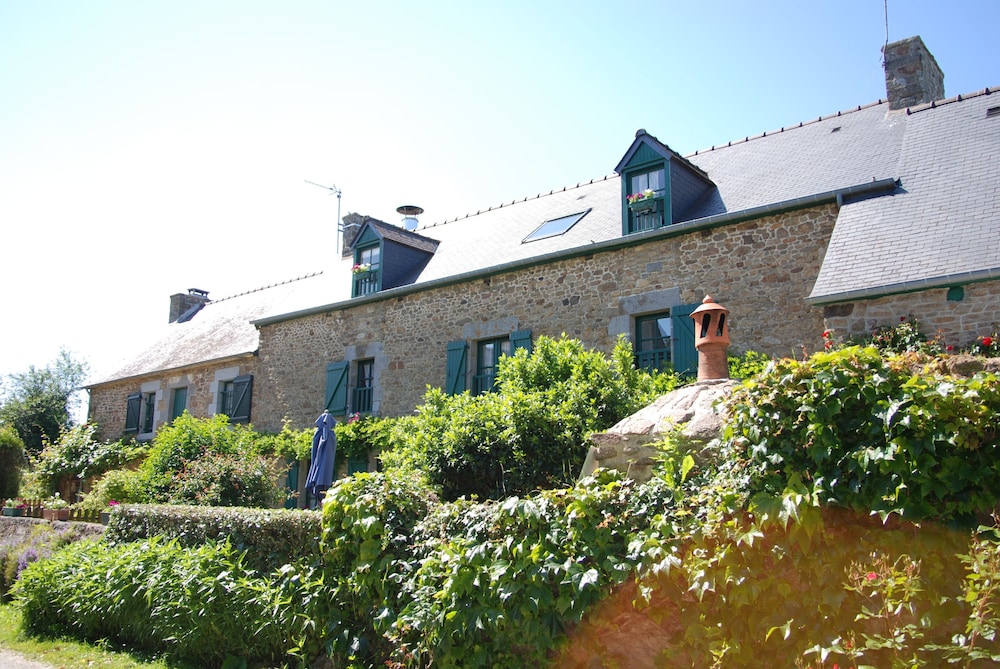Les Keriaden's Maison d'hotes view 5