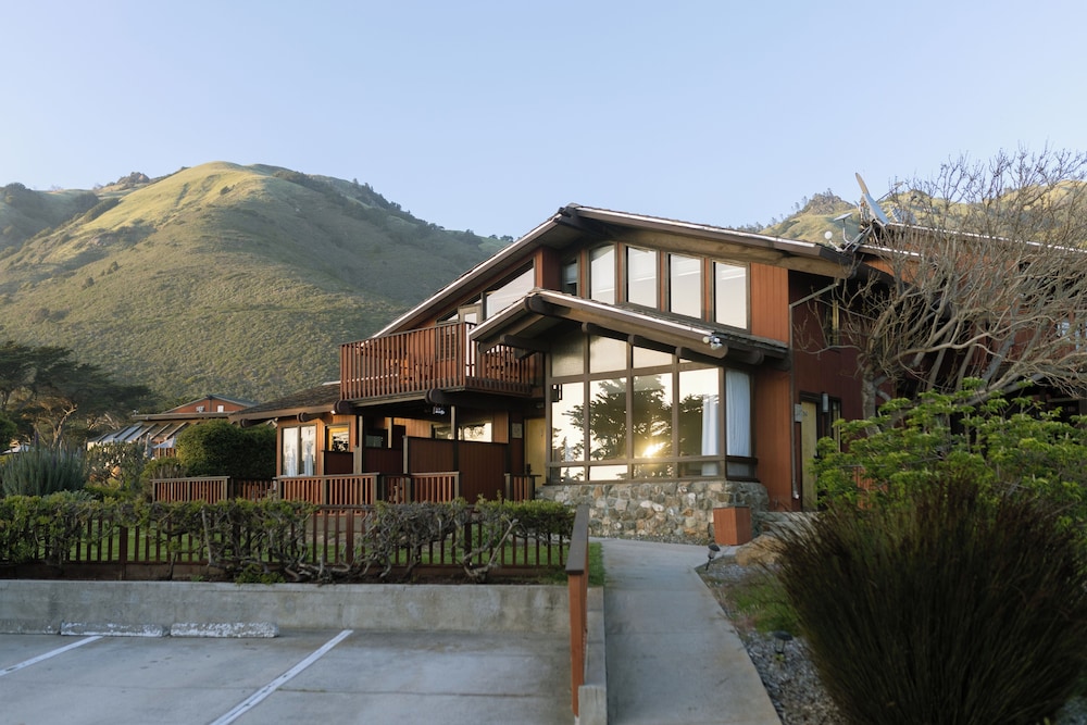 Ragged Point Inn and Resort