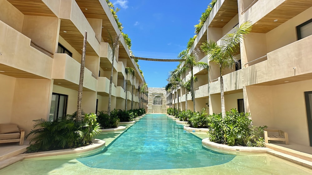 COCAY LOFTS BY SANDY POWERFUL