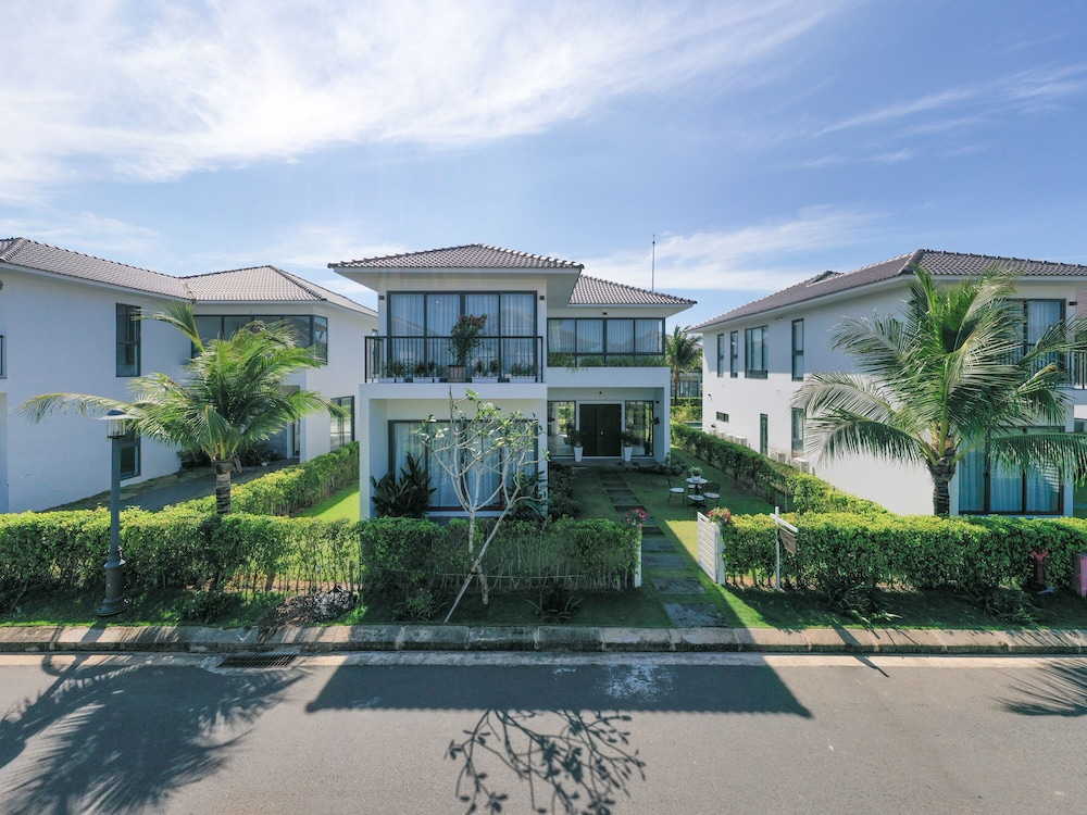 Hotel Andochine Resort & Spa Phu Quoc - Image 1