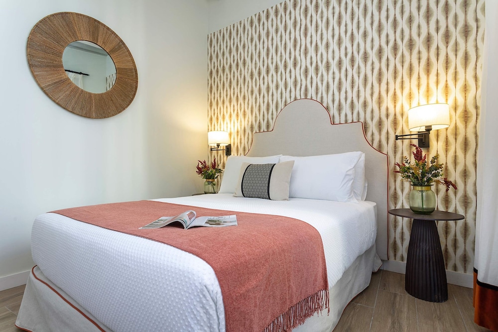 Comfortable Apartment in the Heart of C diz Patrocinio II