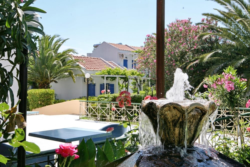 Aegeon Hotel photo 2