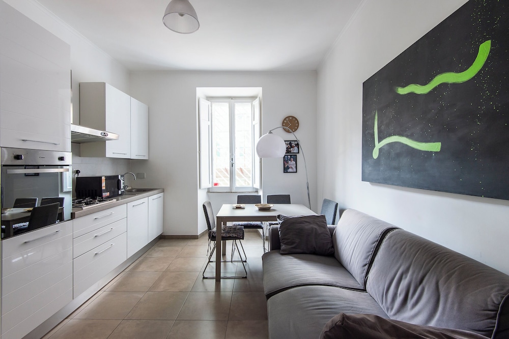 Cosy Vatican Apartment