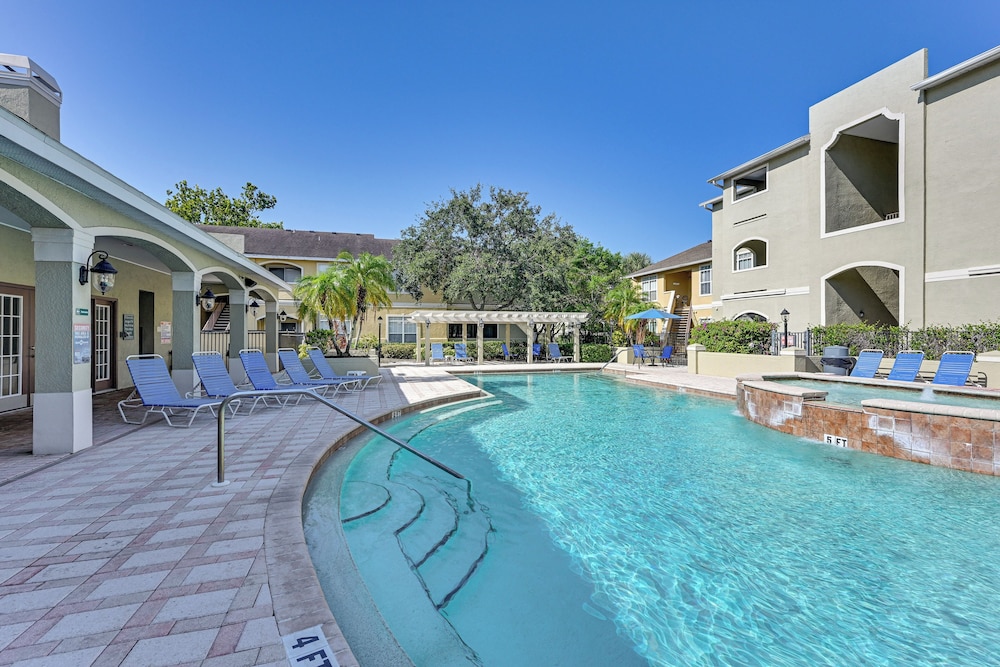 Saltwater Pool + 4 Mi to Beach: Clearwater Condo!