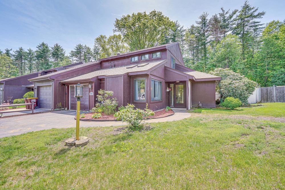 French-inspired Townhome 9 Mi to Saratoga Springs! view 5