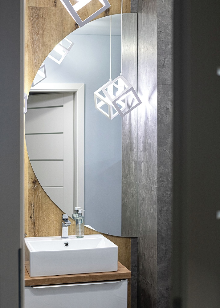RentPlanet - przy Manufakturze