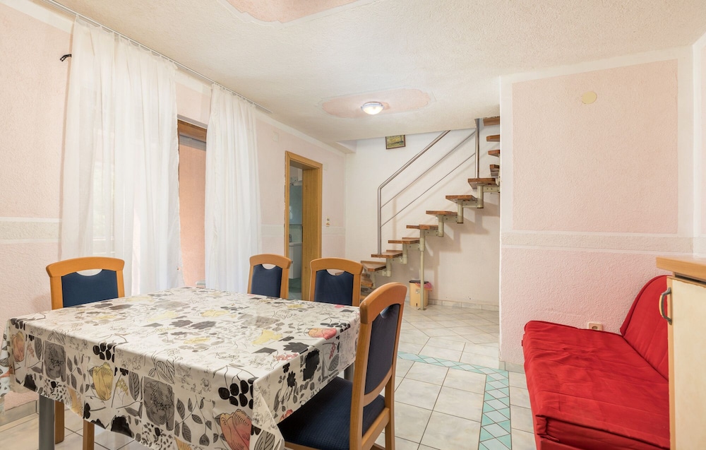 Apartment Manda 709