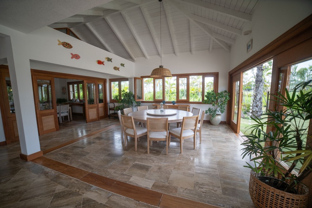5BR 16 Guests Private Pool Garden View