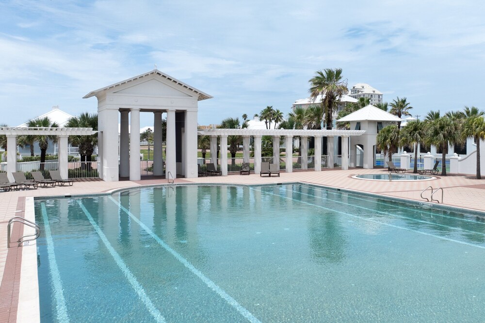 Sea Breeze Cottage - Private Home At The Shores 3 Bedroom Home
