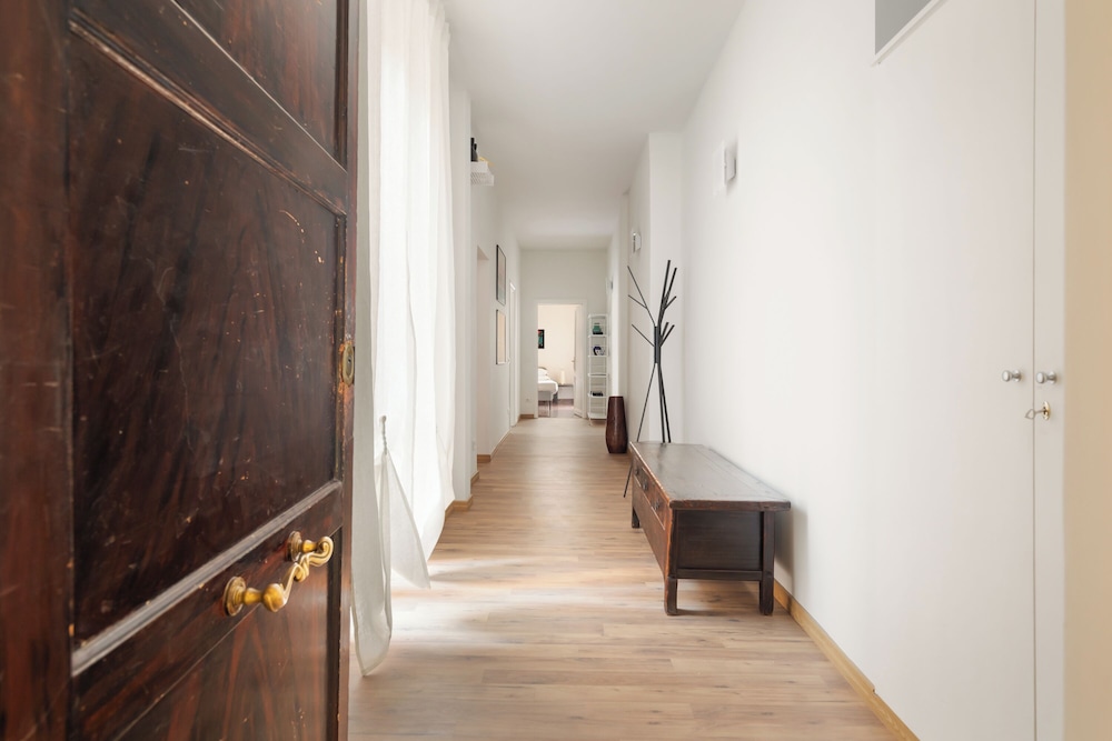 Vatican Beautiful 2Br Apartment With Terrace
