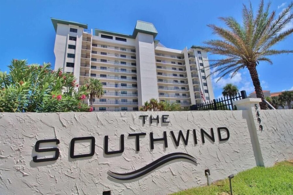 Southwind 905
