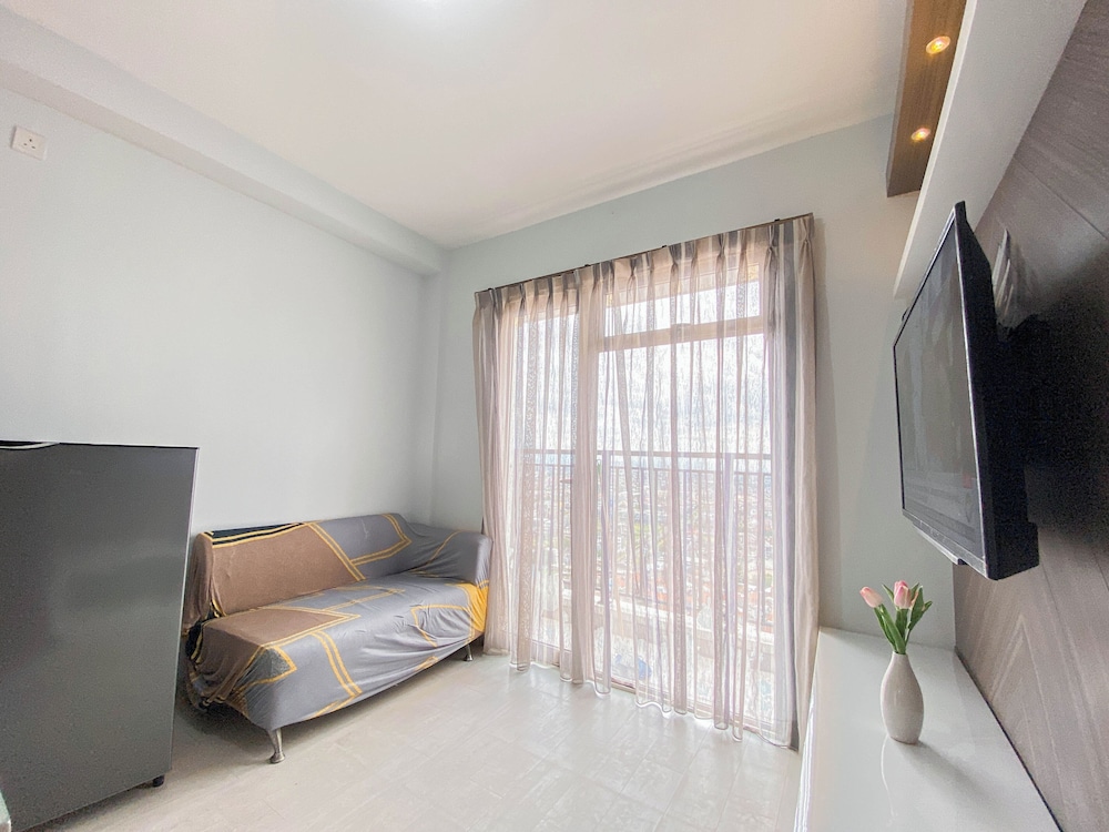 Good and Cozy Stay 2BR Apartment at Mekarwangi Square Cibaduyut
