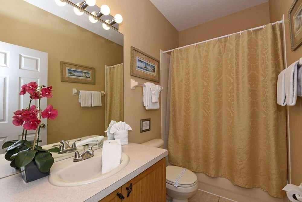 Family Villa Near Disney With Private Pool