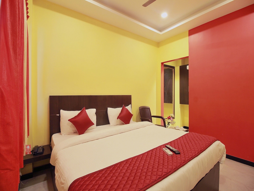OYO 11333 MS Grand Inn