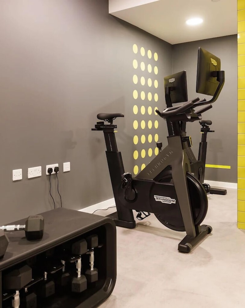 Student Only Element