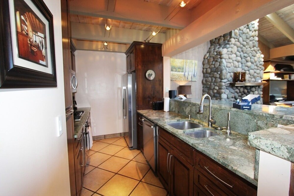 Llc1236 - Lakeside Landing 4 Bedroom Condo