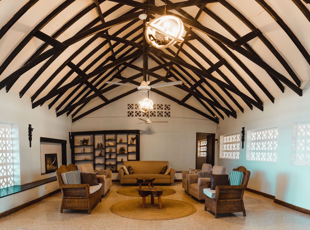 Bahari Beach Castle Lodge view 3