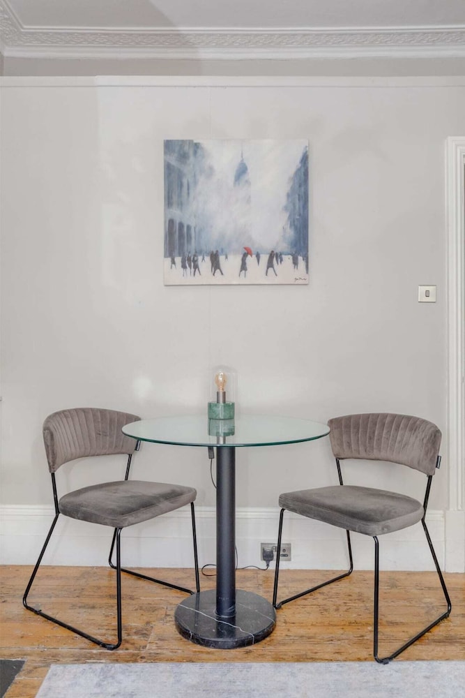 Vogue 1 Bedroom Pimlico Flat Near Victoria Station