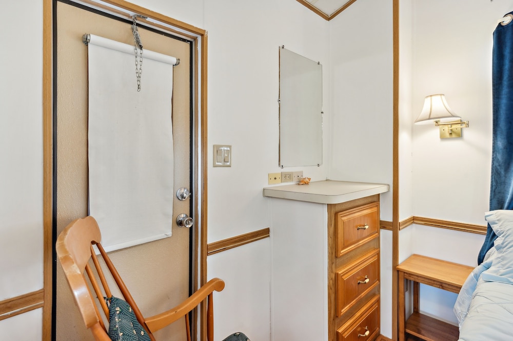 Lakefront Retreat In Badin Shores Resort 2 Bedroom Home