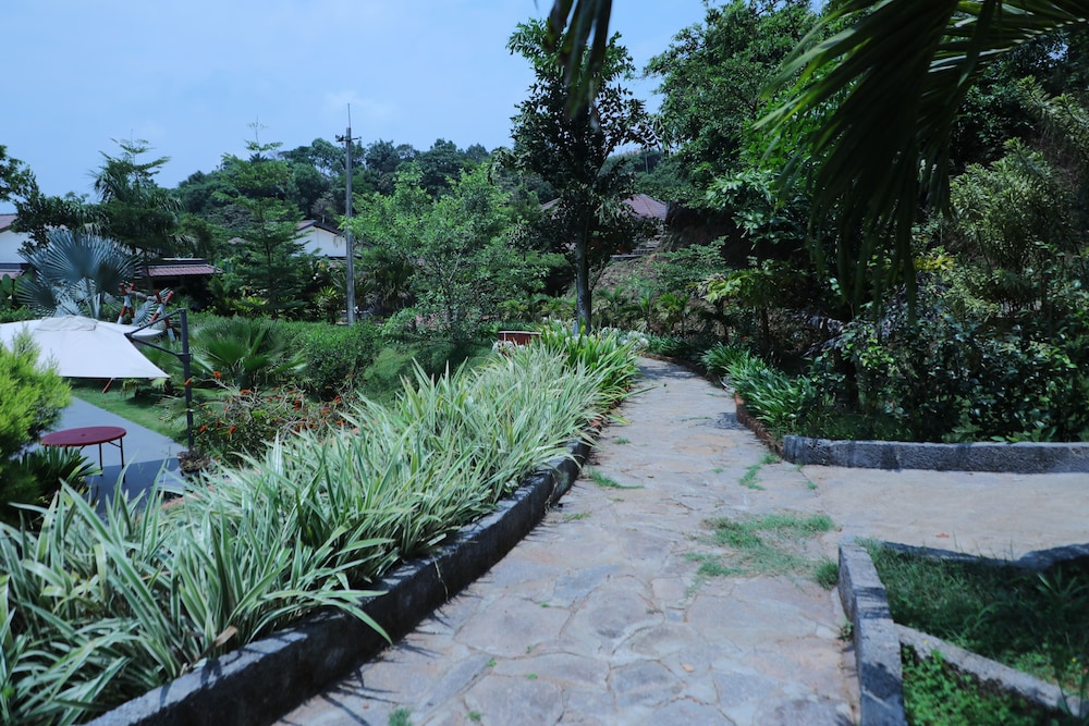 Hong Sau Resort
