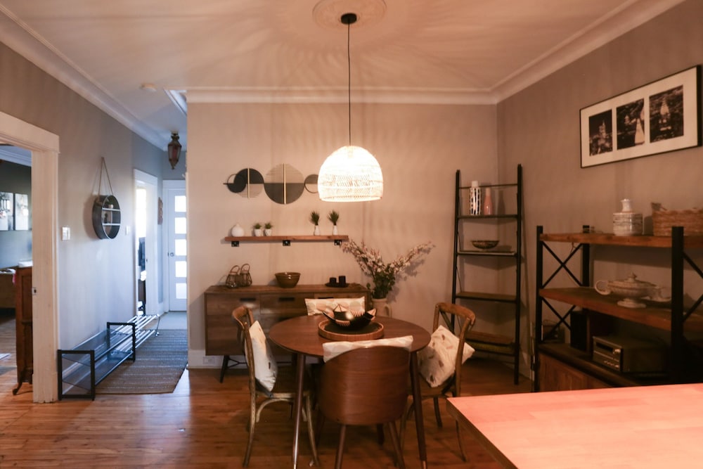 The Authentic and Charming Montrealer - Image 1