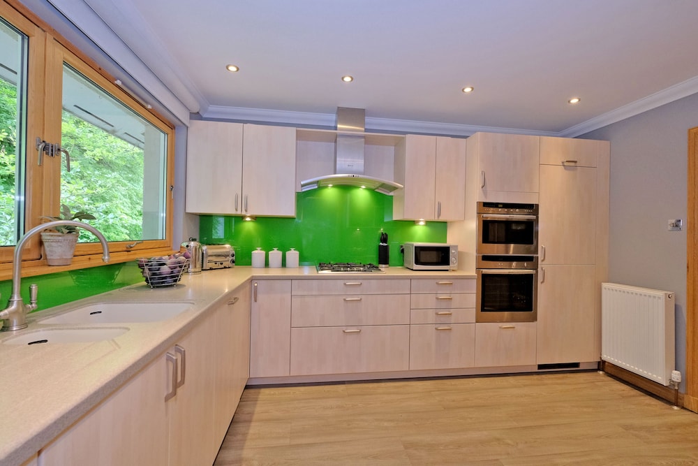 Stunning Family Home in Cults, Aberdeen
