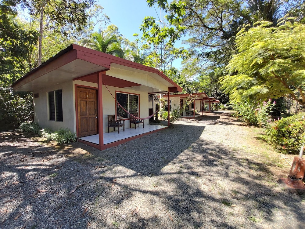 Costa Azul Lodge