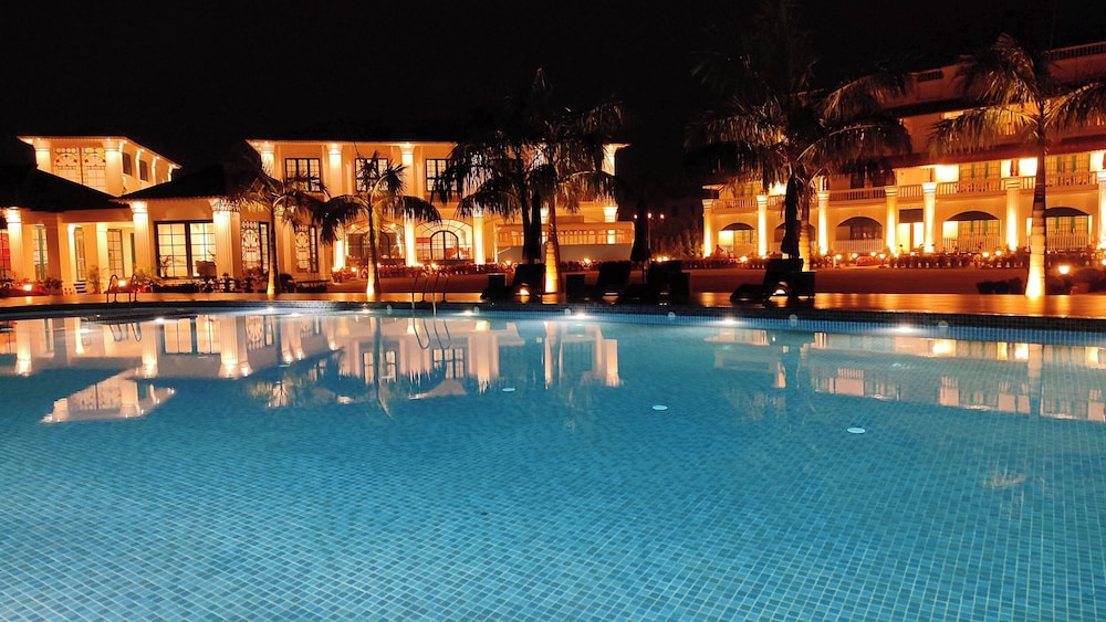 RESORT TITLI