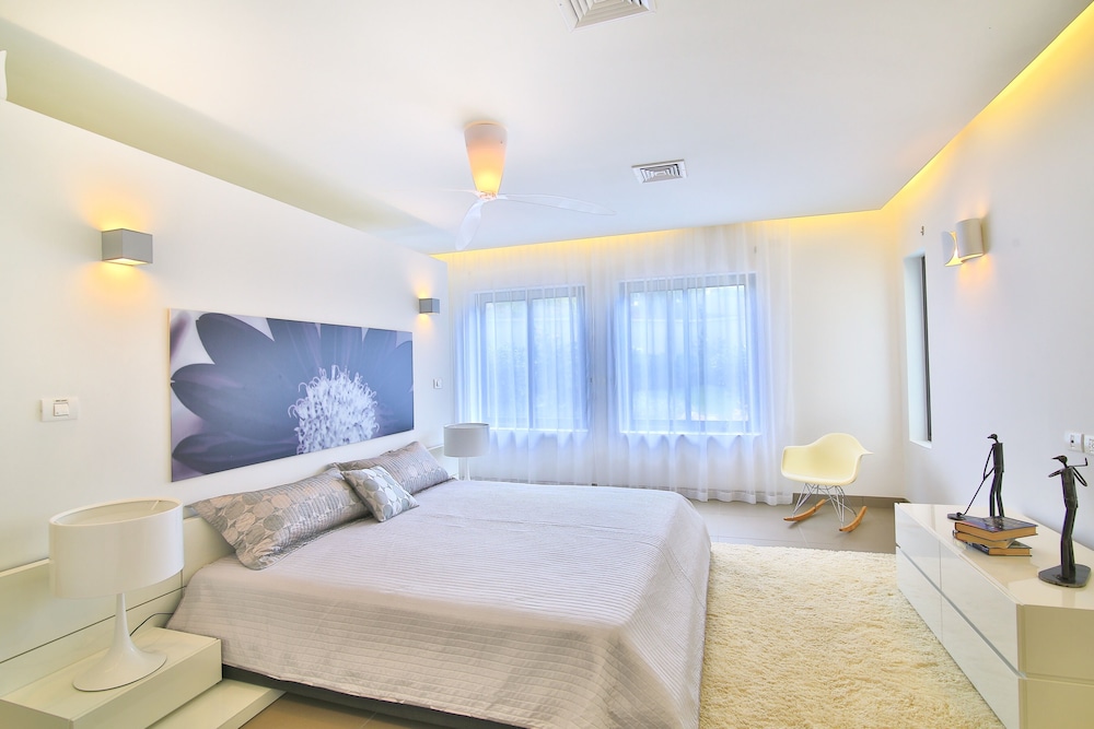 Anchor House - Property Image 24