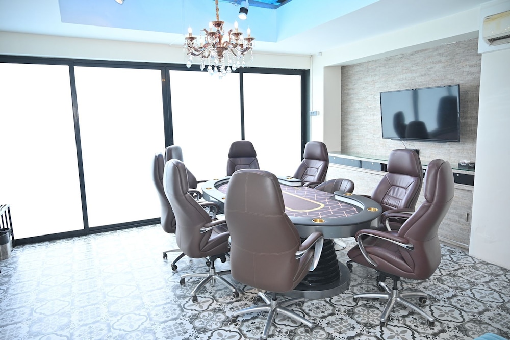 Urvi Banquets & Guest House