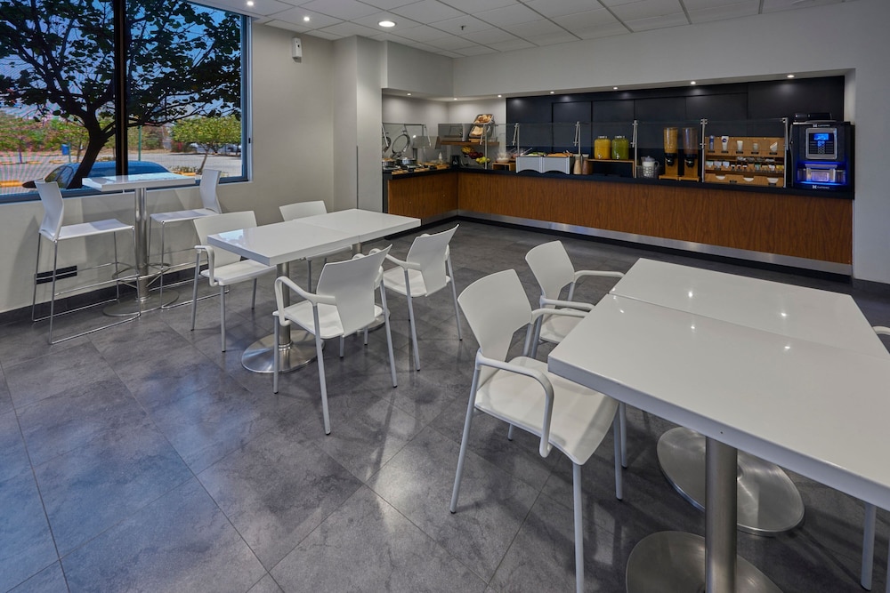 City Express by Marriott Matamoros - Property Image 5