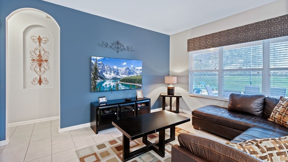 Windsor Hills Resort 6 Bedroom Pool+Spa Home 6 Home