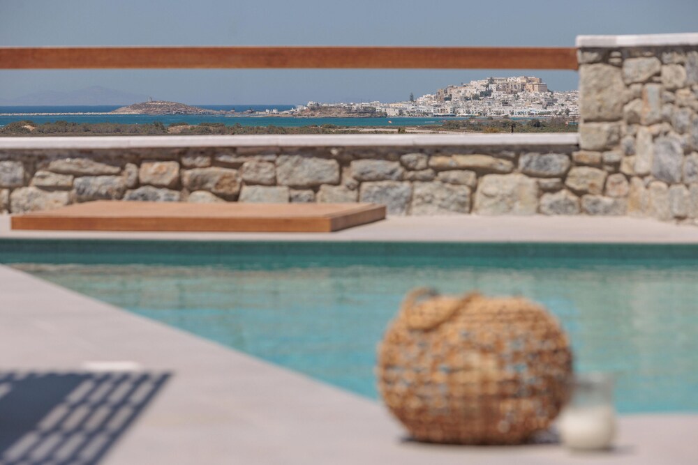 Velonis Villas