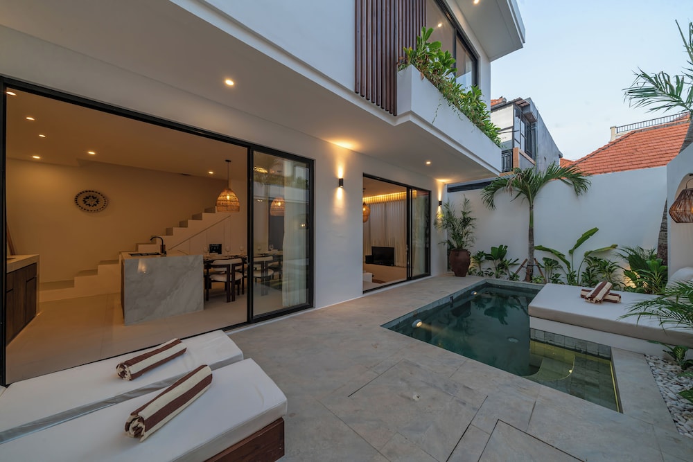 Nova Oasis 4