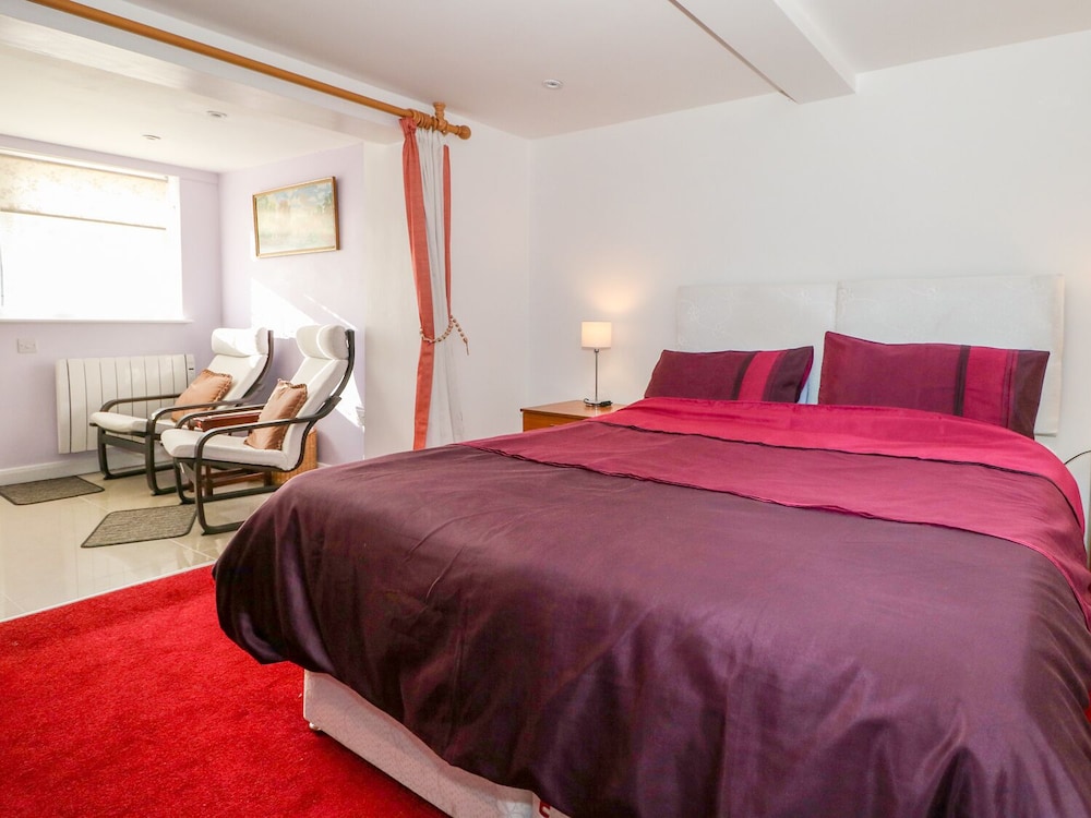 5 Firle Road Annexe view 2