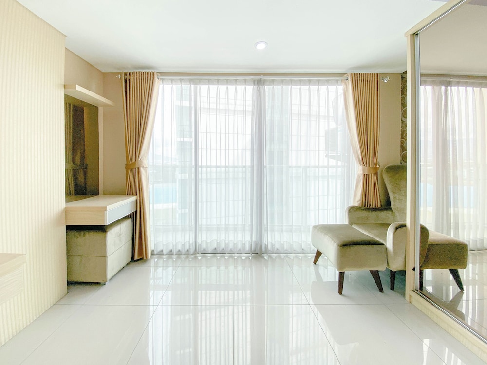 Well Designed Studio at Tamansari La Grande Apartment