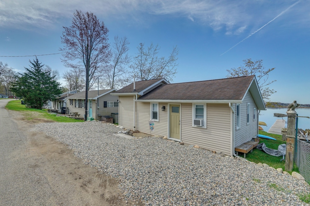 Lakefront Gem w/ Watercrafts & Dock in Coldwater!