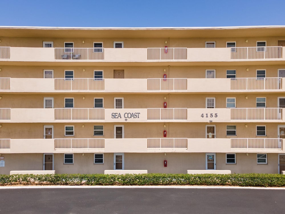 Sea Coast Condominium 418