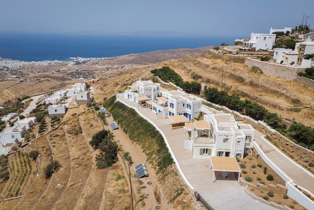 Morfes Luxury Apartments