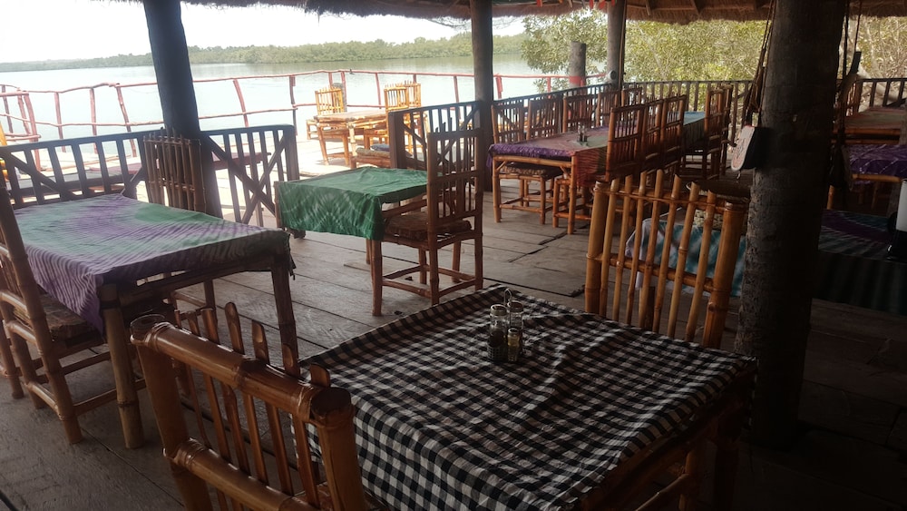 Bintang Bolong Lodge