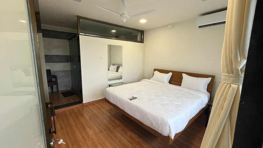 Shvas Island Resort