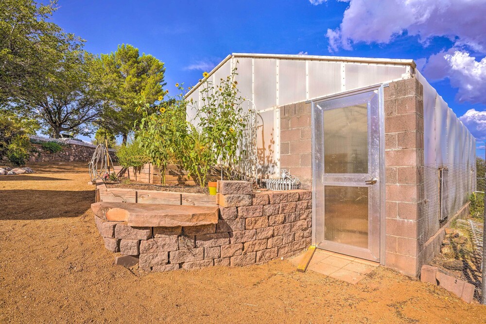 Modern Clarkdale Tiny Home on Mingus Mountain