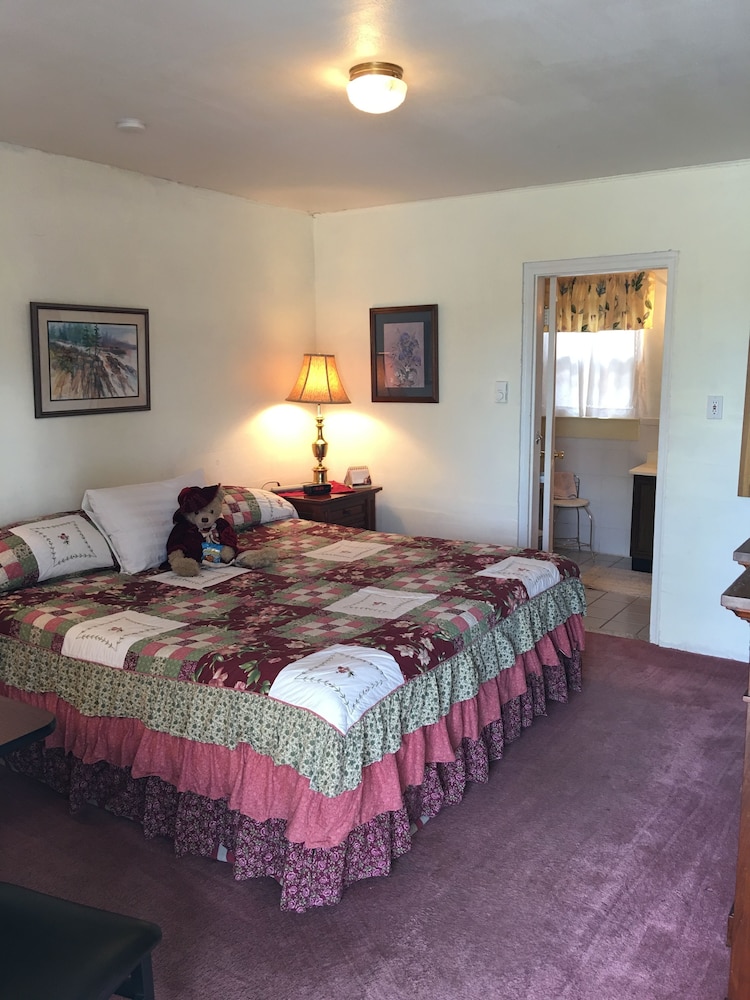 Black Bear Inn