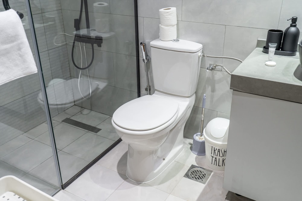 Stylish Studio Apartment in Tecom s Prime Location