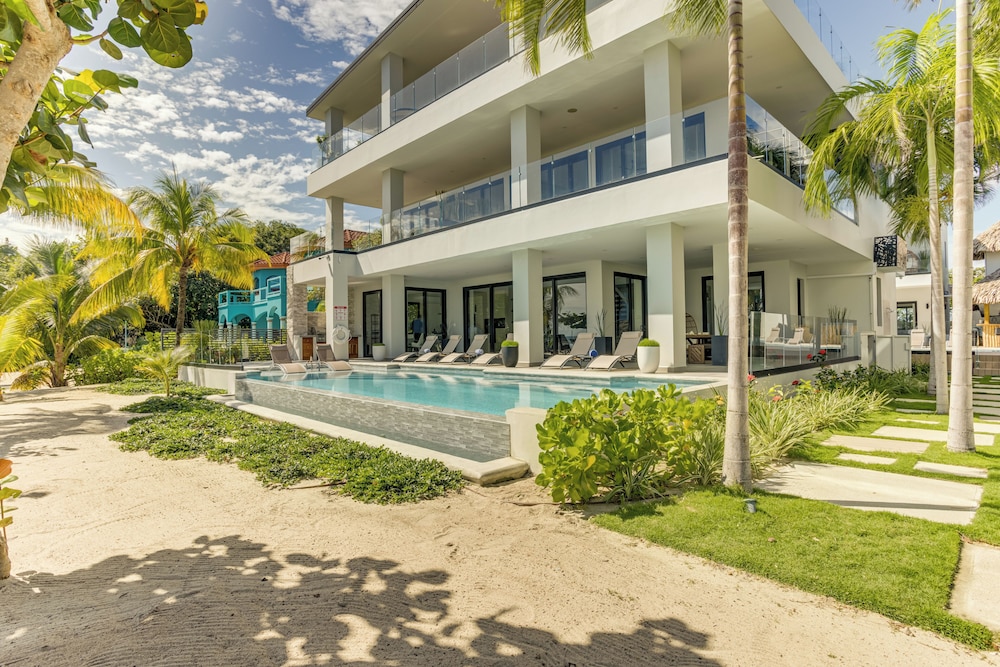 Villas at Playa de Coco