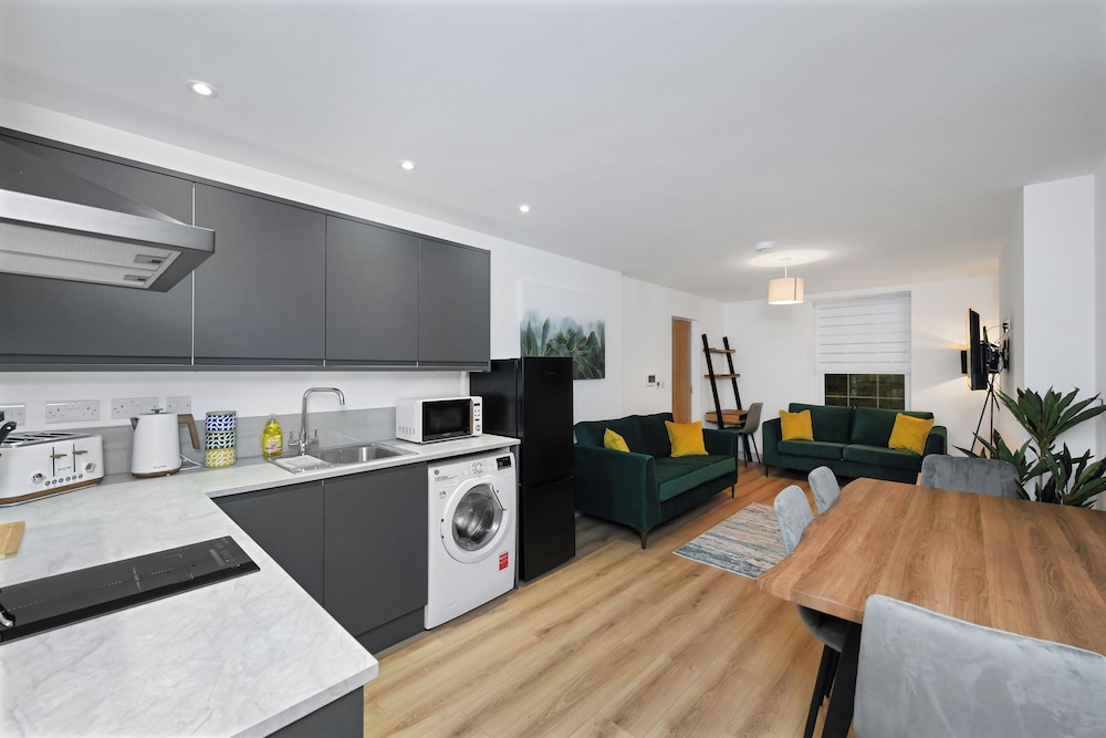 Dale Apartments